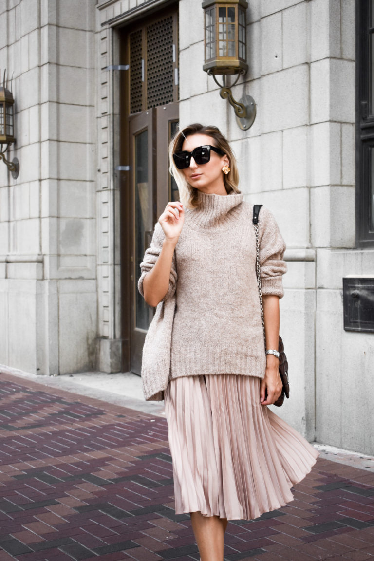 Beige Oversized Sweater and Pleated Skirt - Chiara